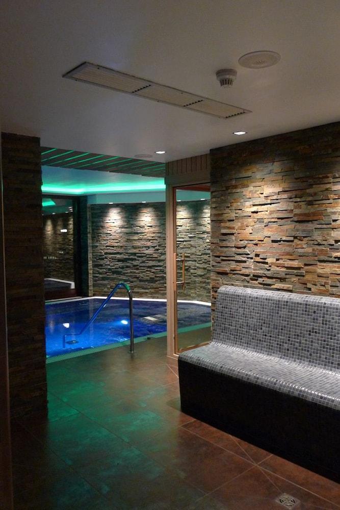 Hotel & Spa Niunit El Serrat Luaran gambar