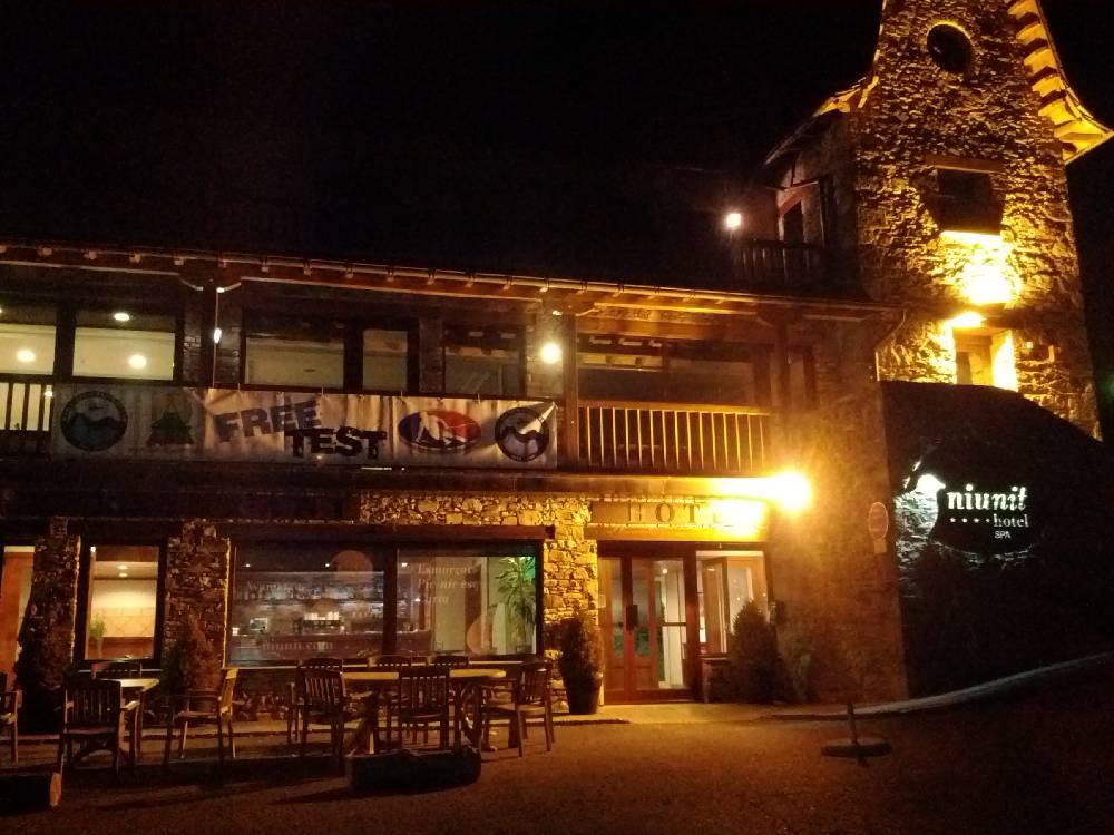 Hotel & Spa Niunit El Serrat Luaran gambar