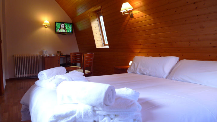 Hotel & Spa Niunit El Serrat Luaran gambar