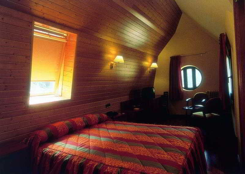 Hotel & Spa Niunit El Serrat Bilik gambar